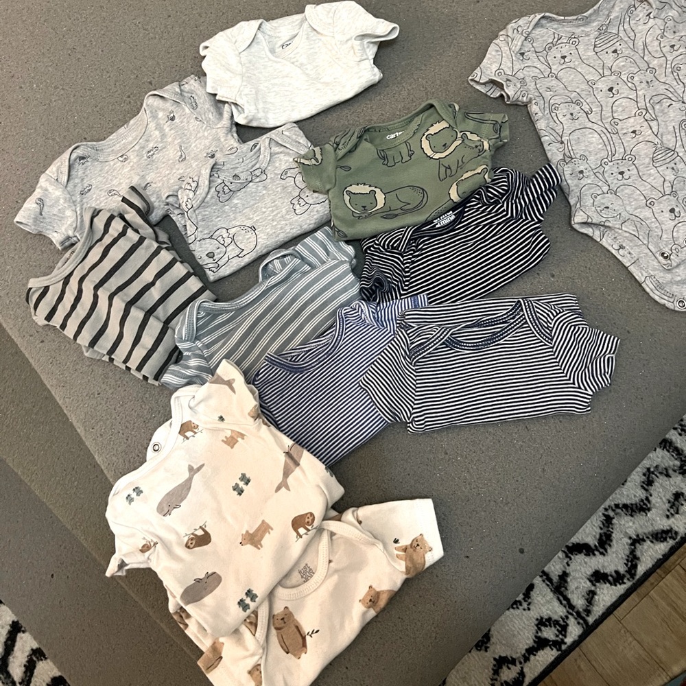 Short sleeve body suits